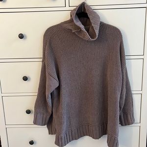American Eagle Chenille Turtleneck Sweater (S)